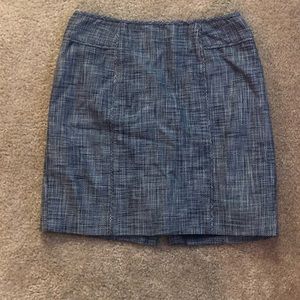 Black and white pencil skirt